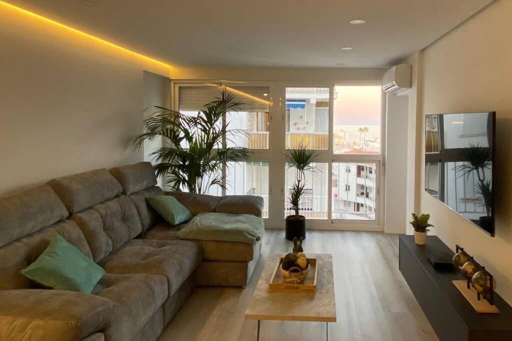 Precioso Apartamento A Estrenar En Centro De Nerja Eksteriør billede